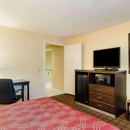 Econo Lodge Boston-Malden Εξωτερικό φωτογραφία