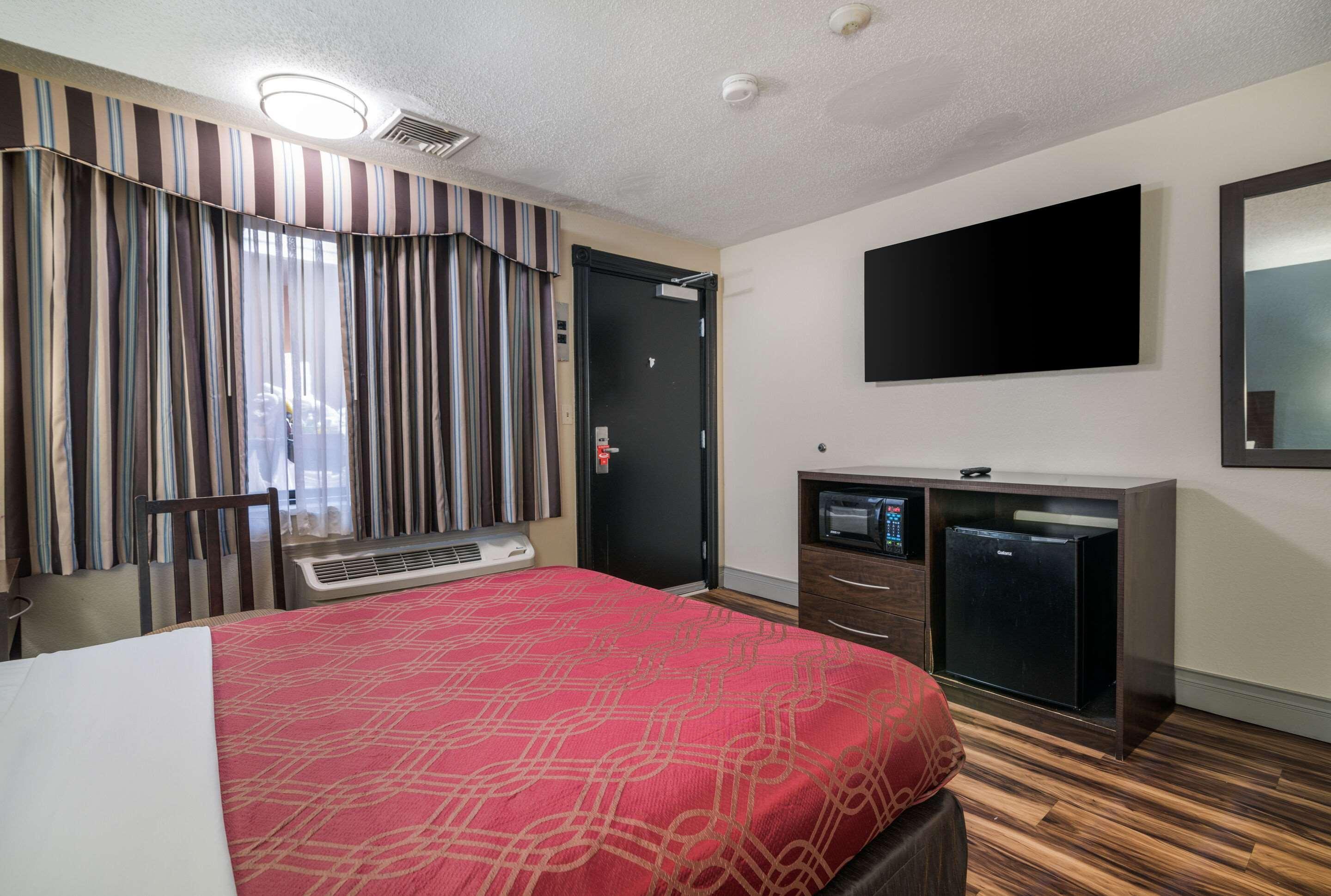 Econo Lodge Boston-Malden Εξωτερικό φωτογραφία