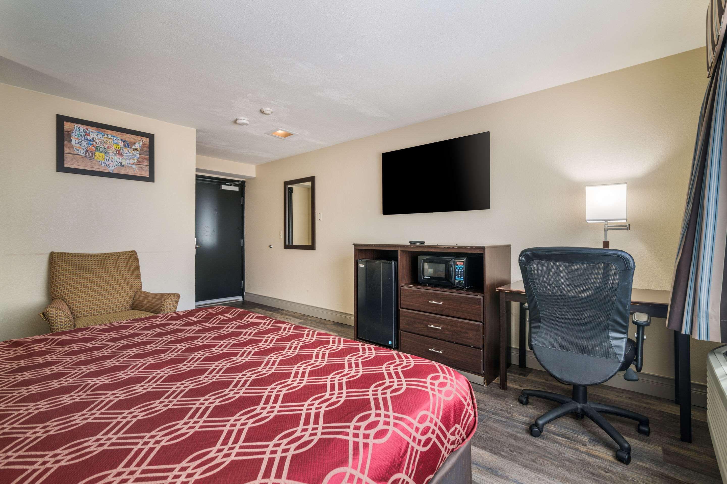 Econo Lodge Boston-Malden Εξωτερικό φωτογραφία