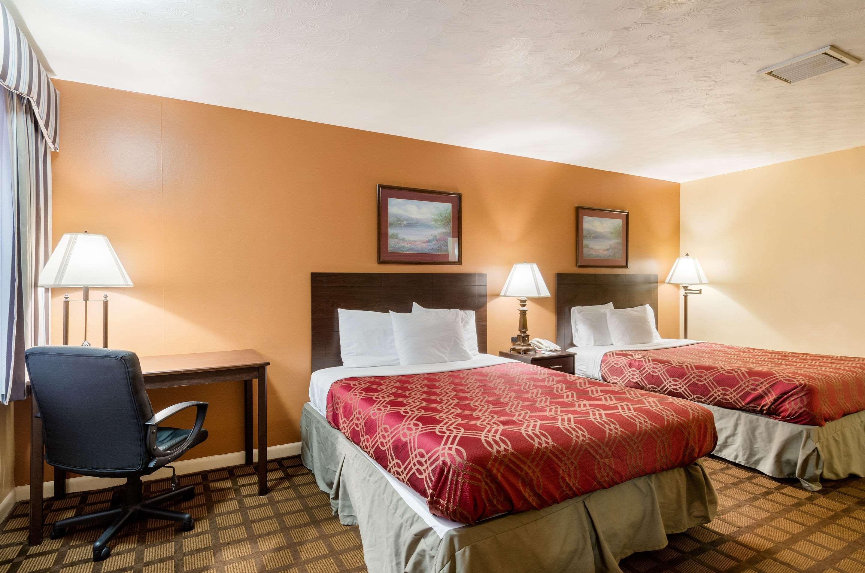Econo Lodge Boston-Malden Εξωτερικό φωτογραφία