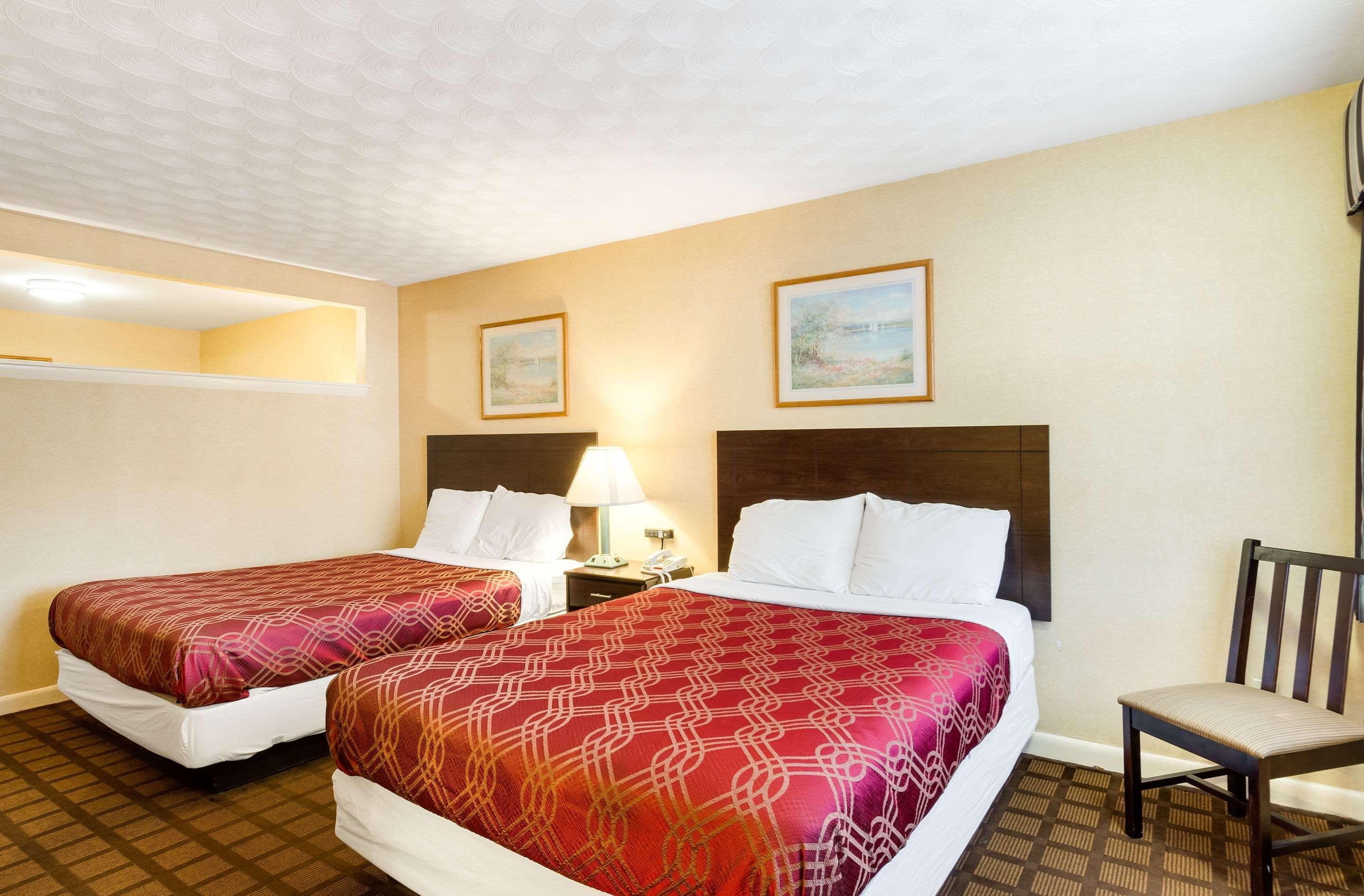 Econo Lodge Boston-Malden Εξωτερικό φωτογραφία