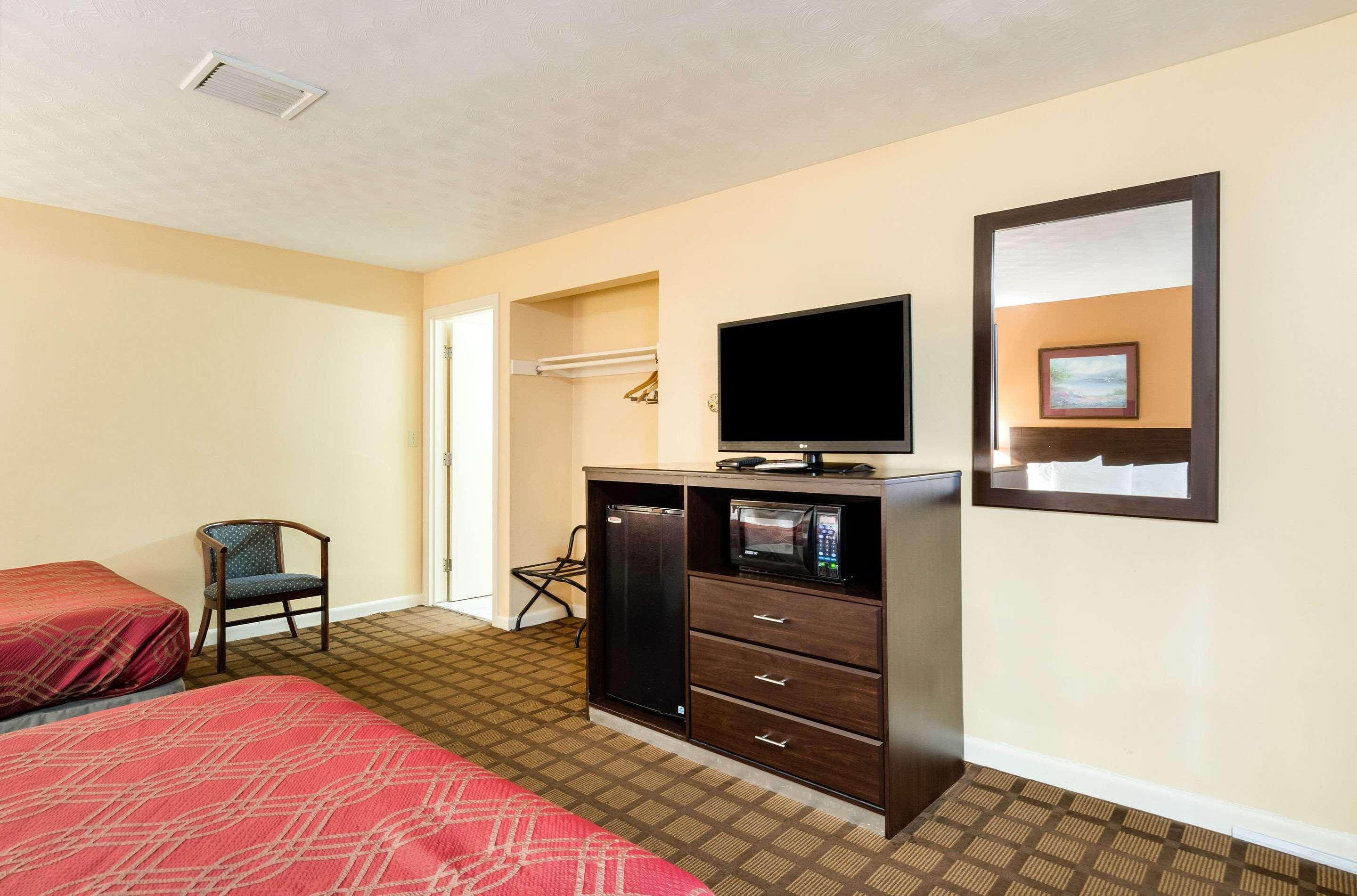 Econo Lodge Boston-Malden Εξωτερικό φωτογραφία