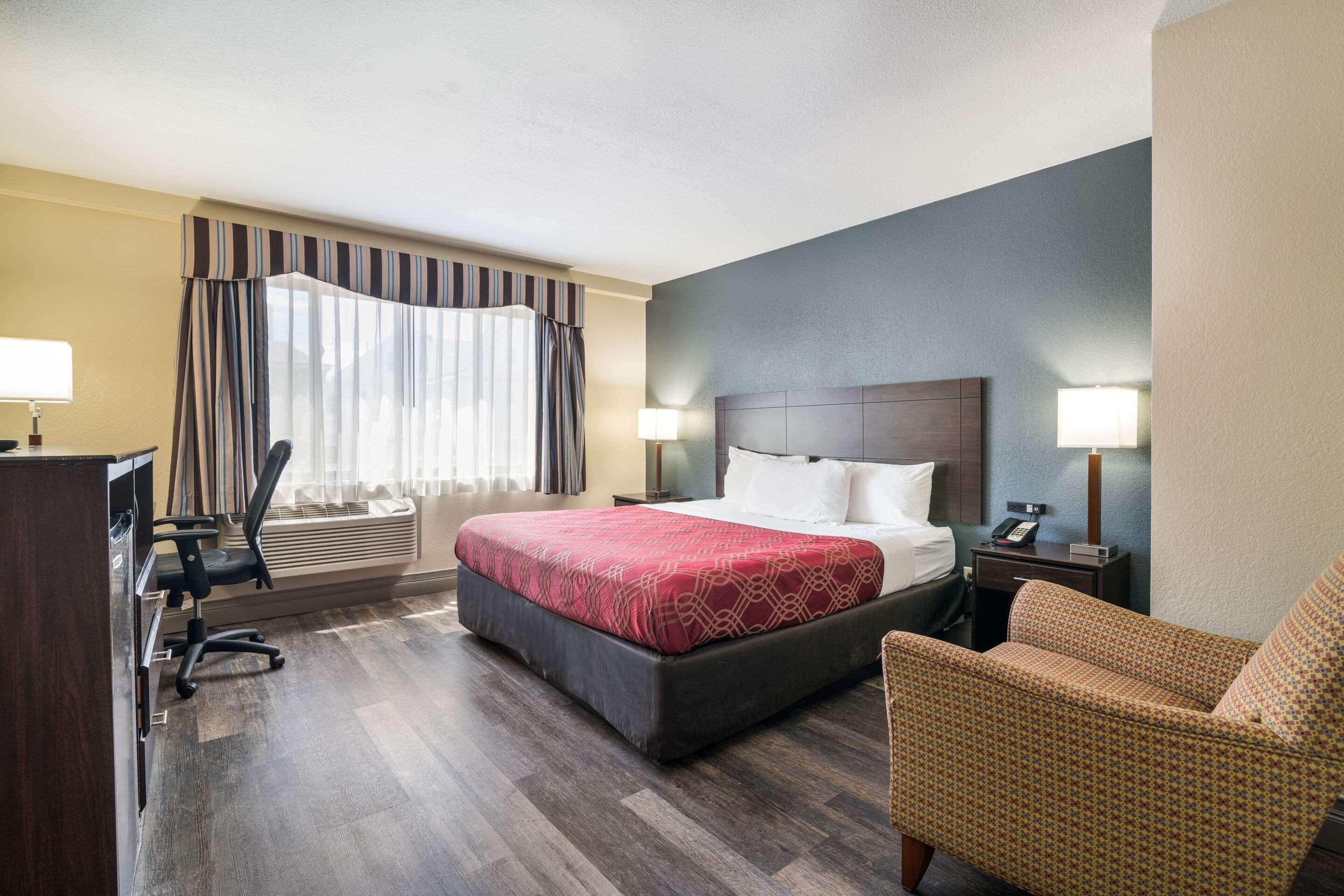 Econo Lodge Boston-Malden Εξωτερικό φωτογραφία