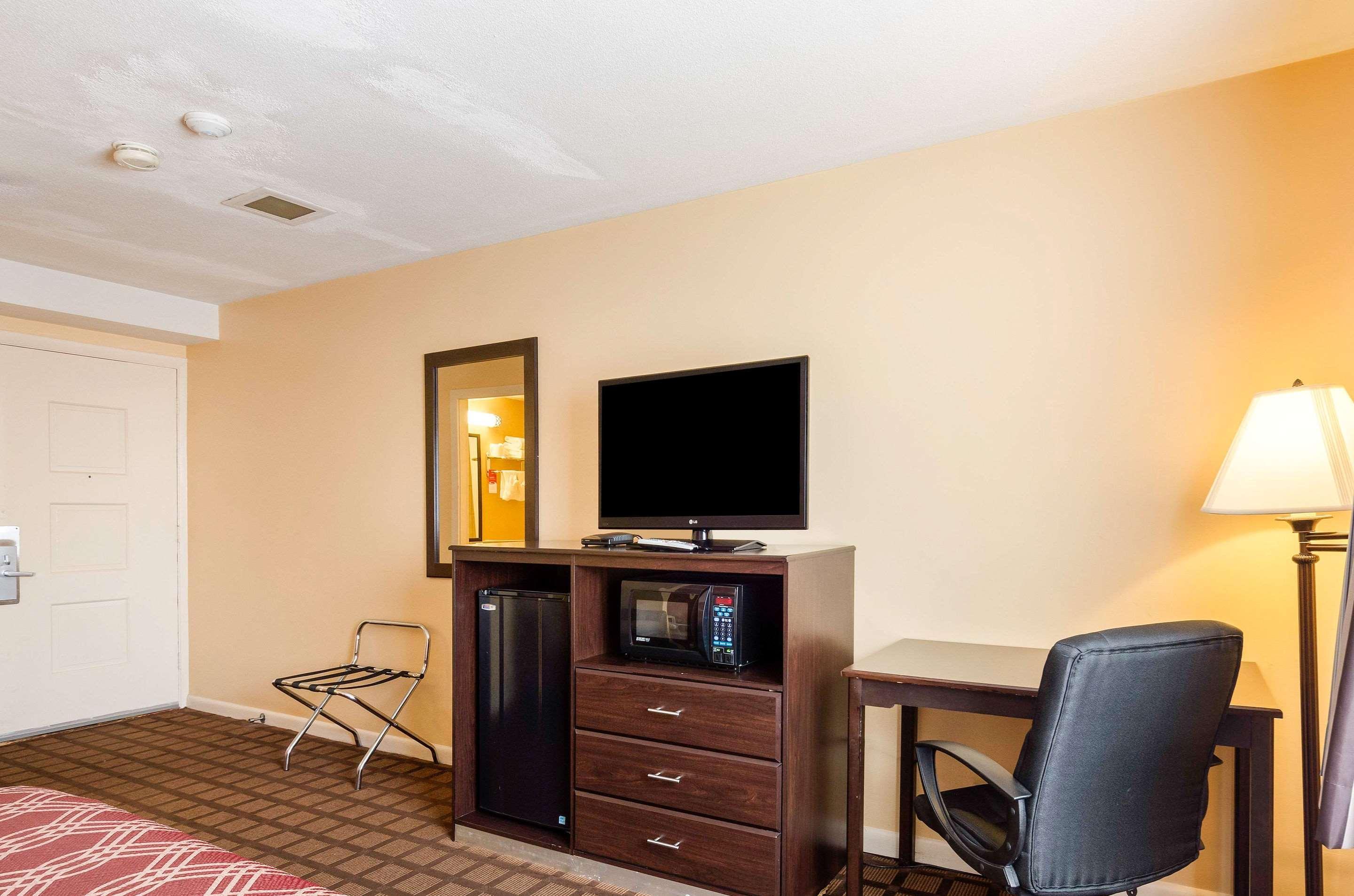 Econo Lodge Boston-Malden Εξωτερικό φωτογραφία