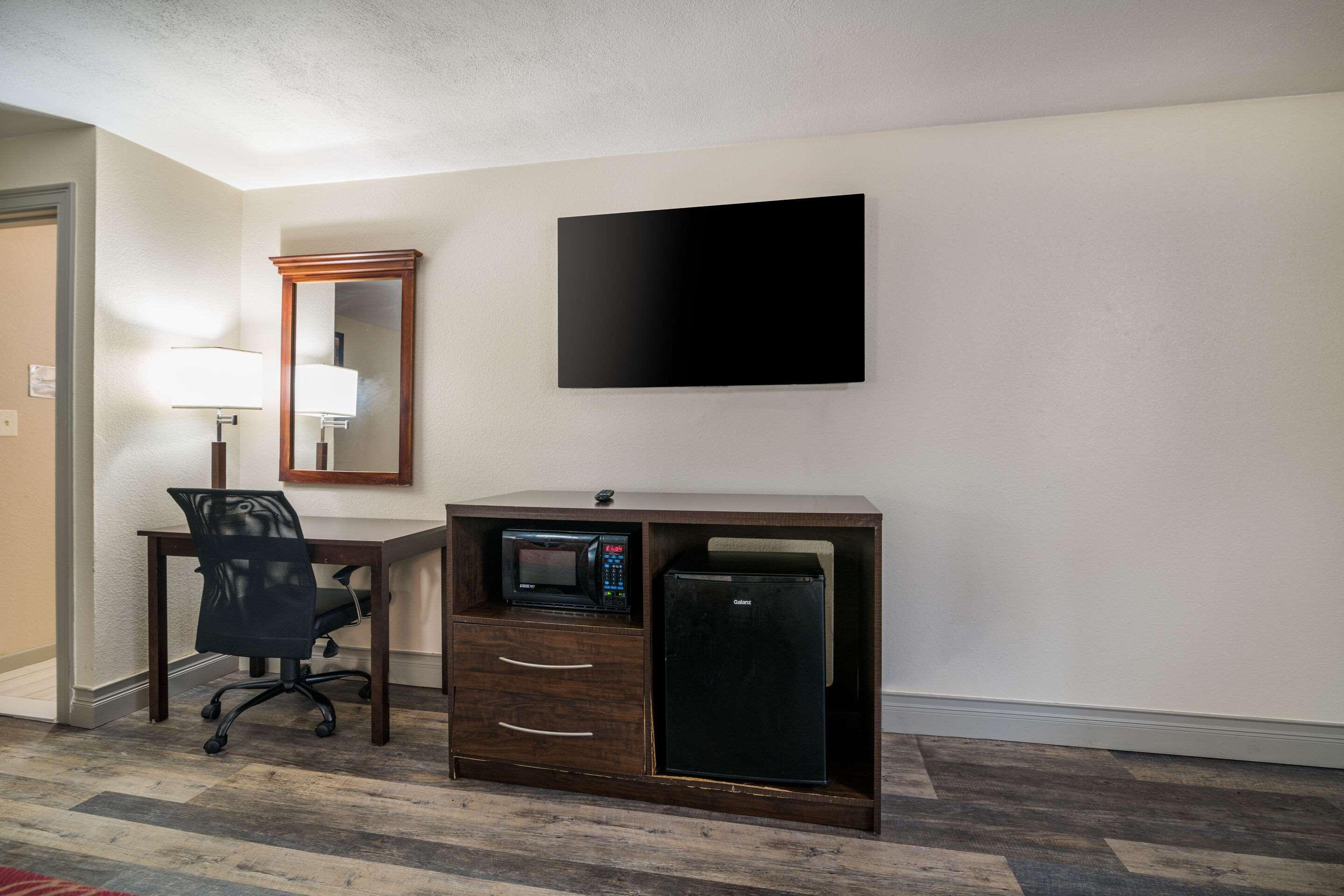 Econo Lodge Boston-Malden Εξωτερικό φωτογραφία