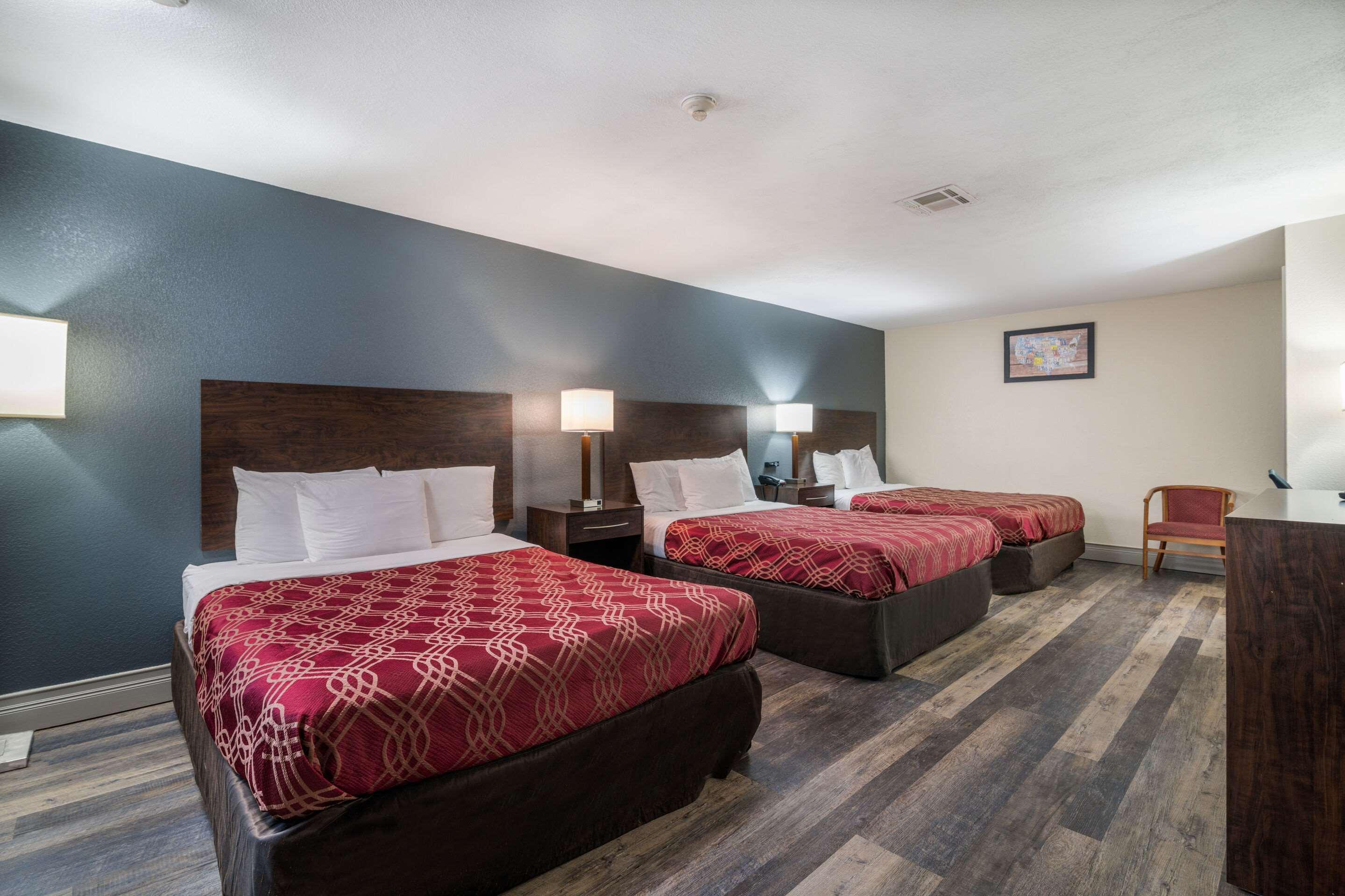 Econo Lodge Boston-Malden Εξωτερικό φωτογραφία